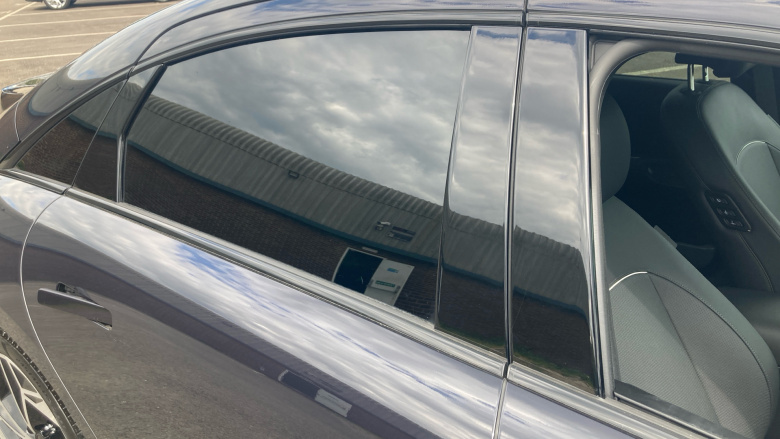 Hyundai IONIQ 6 239kW Ultimate 77kWh 4dr AWD Auto Electric Saloon